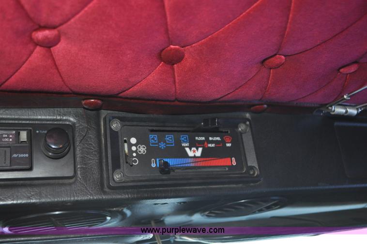 image for item F2113 1993 Western Star 4934F semi truck