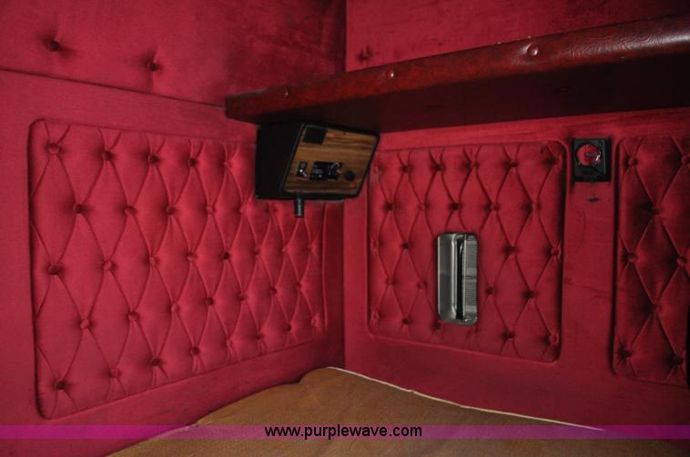 image for item F2113 1993 Western Star 4934F semi truck