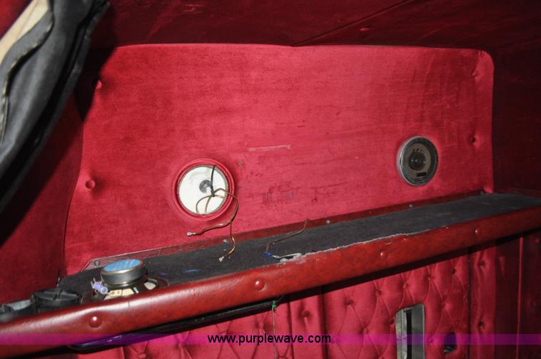 image for item F2113 1993 Western Star 4934F semi truck