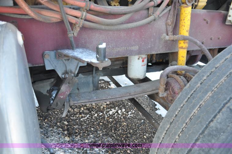 image for item F2113 1993 Western Star 4934F semi truck