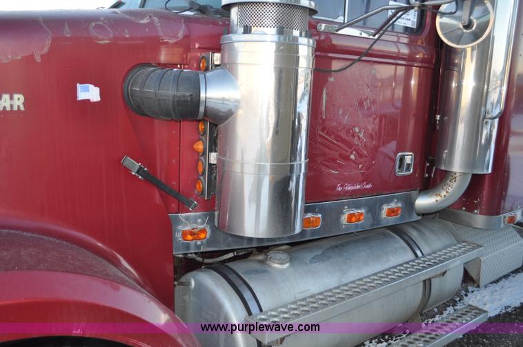 image for item F2113 1993 Western Star 4934F semi truck