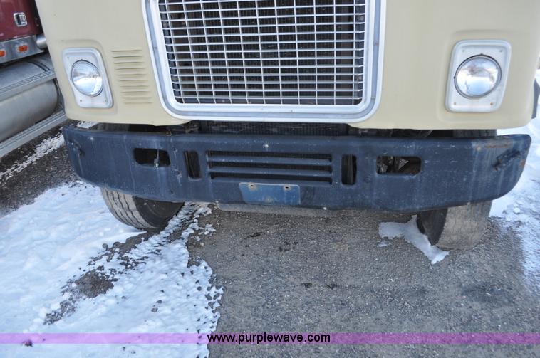 image for item F2114 1975 GMC Astro 95 semi truck