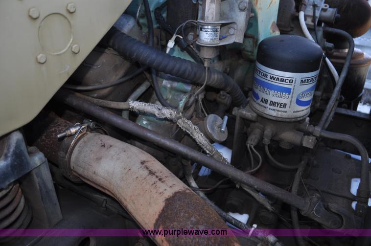 image for item F2114 1975 GMC Astro 95 semi truck