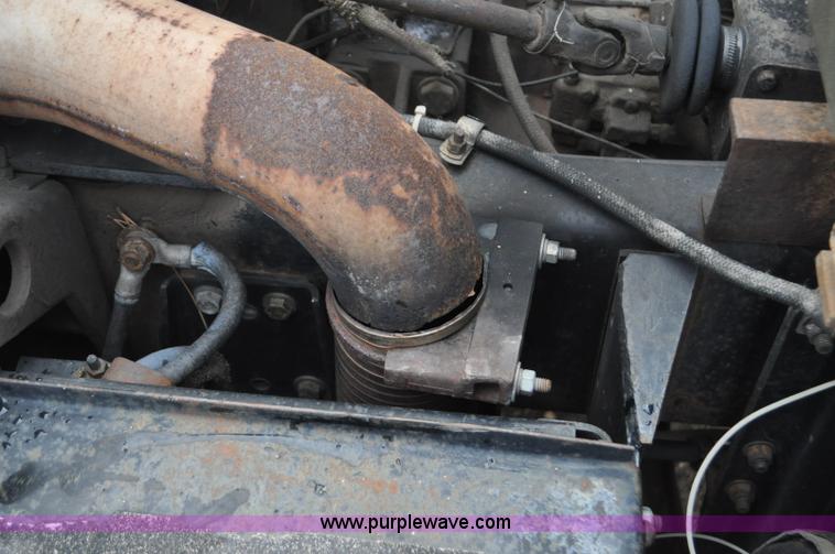 image for item F2114 1975 GMC Astro 95 semi truck