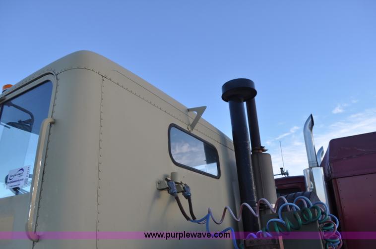 image for item F2114 1975 GMC Astro 95 semi truck