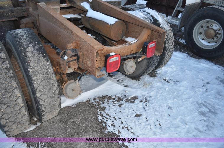 image for item F2114 1975 GMC Astro 95 semi truck