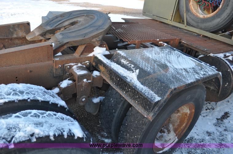 image for item F2114 1975 GMC Astro 95 semi truck