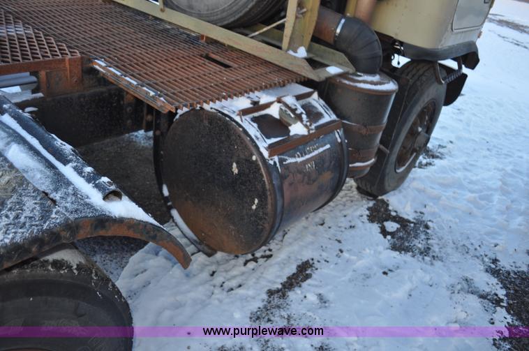 image for item F2114 1975 GMC Astro 95 semi truck