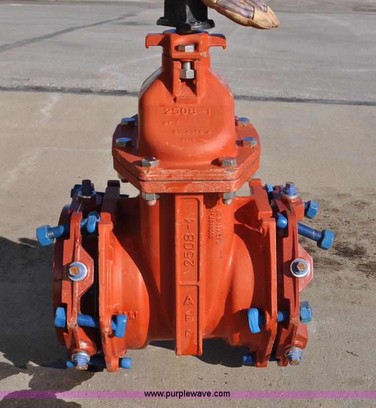 image for item F2121 (11) Waterous Co. American Flow Control fire main valves