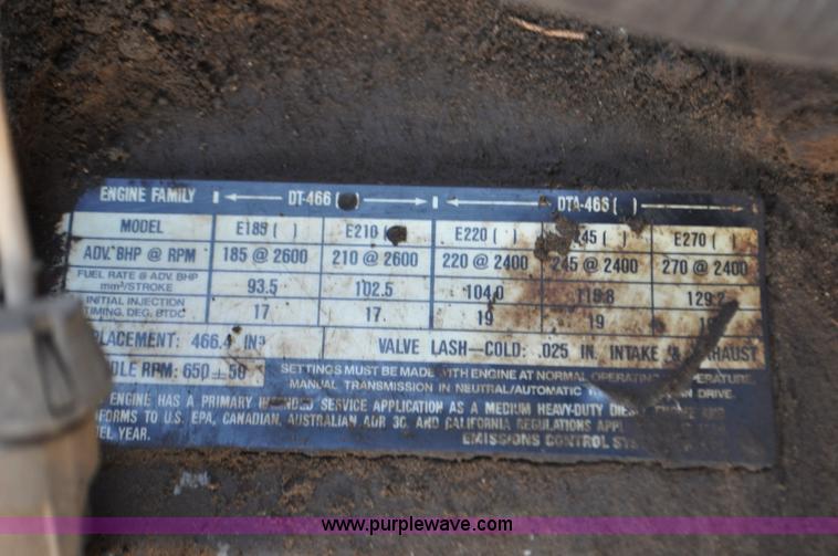 image for item F2162 1991 International 4900 dump truck