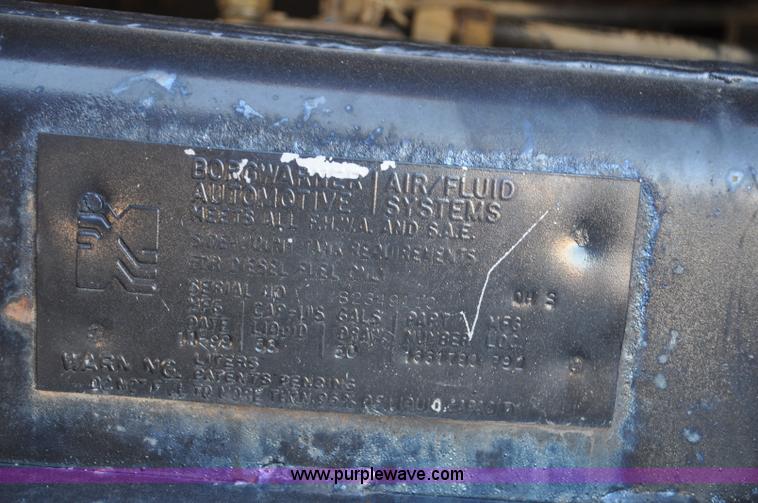 image for item F2162 1991 International 4900 dump truck