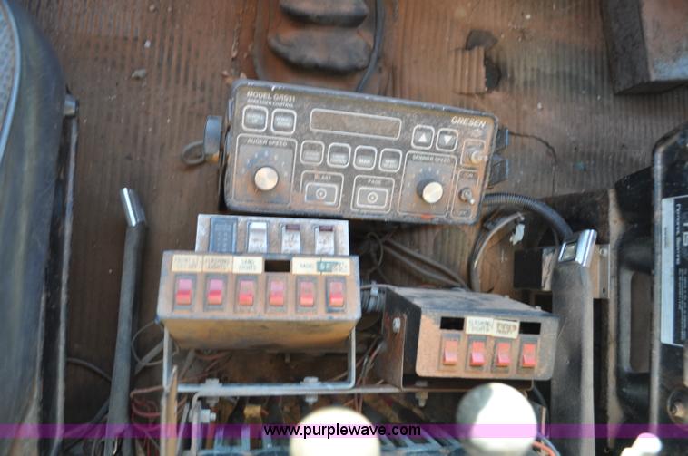 image for item F2165 1988 Ford L8000 dump truck