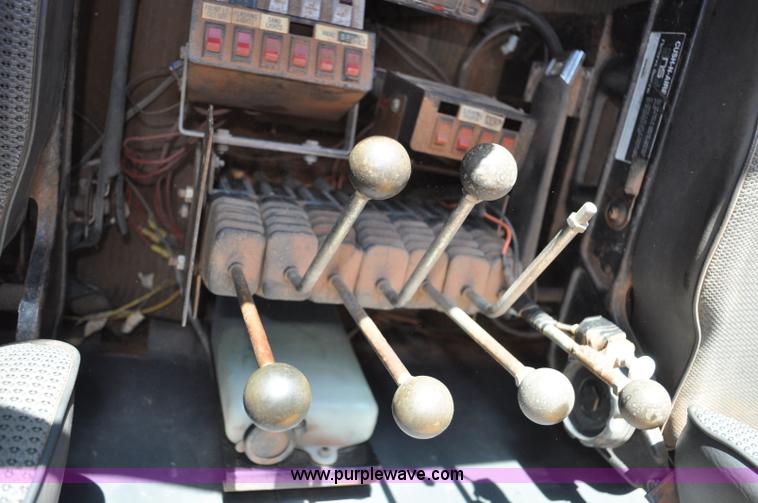 image for item F2165 1988 Ford L8000 dump truck