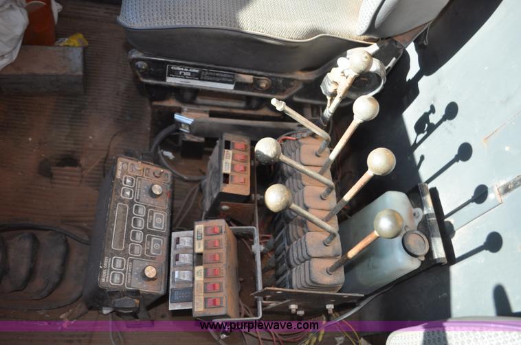 image for item F2165 1988 Ford L8000 dump truck