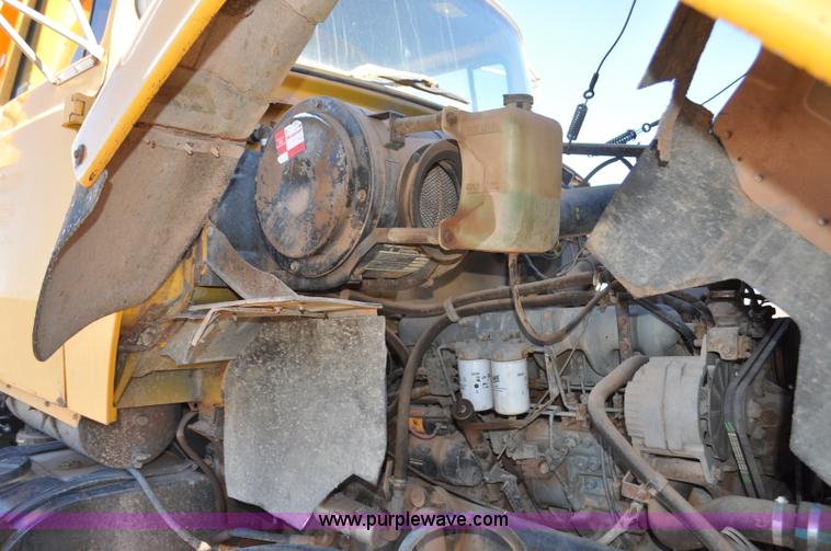 image for item F2165 1988 Ford L8000 dump truck