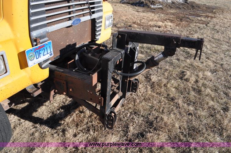 image for item F2165 1988 Ford L8000 dump truck