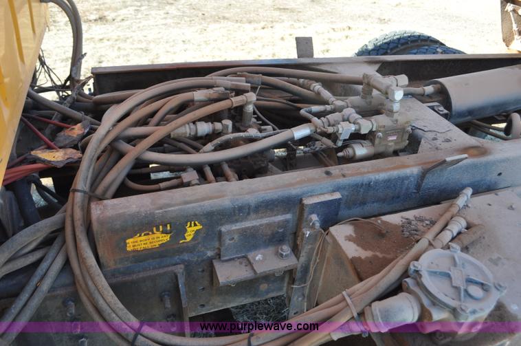 image for item F2165 1988 Ford L8000 dump truck