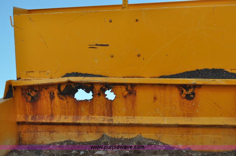 image for item F2165 1988 Ford L8000 dump truck