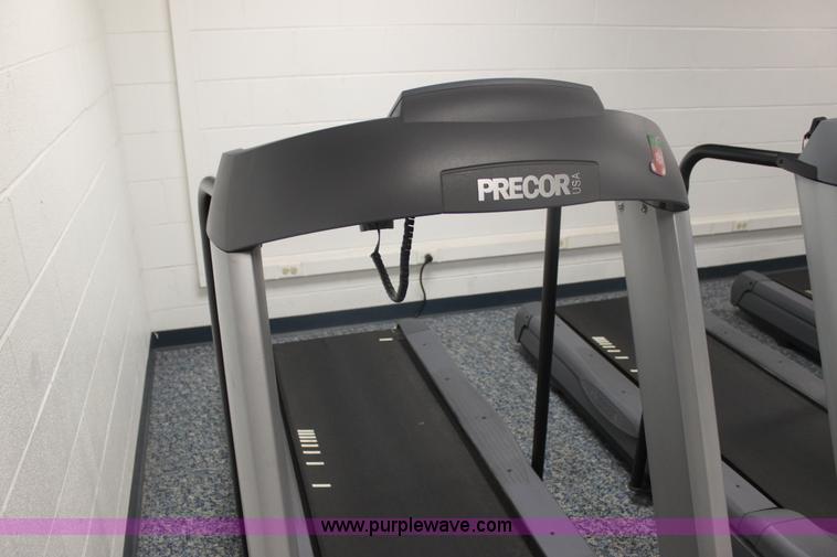 image for item F3406 Assorted fitness equipment