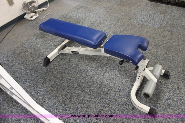 image for item F3406 Assorted fitness equipment