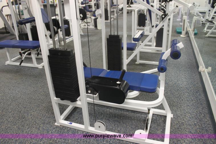 image for item F3406 Assorted fitness equipment