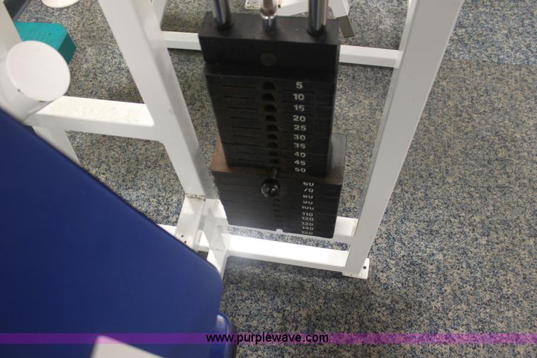 image for item F3406 Assorted fitness equipment