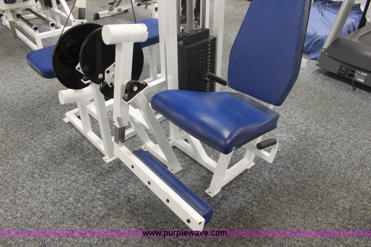 image for item F3406 Assorted fitness equipment