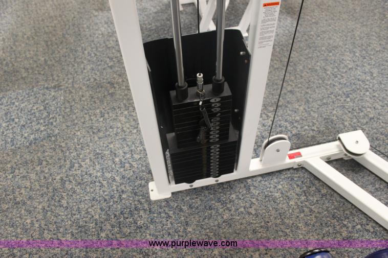 image for item F3406 Assorted fitness equipment