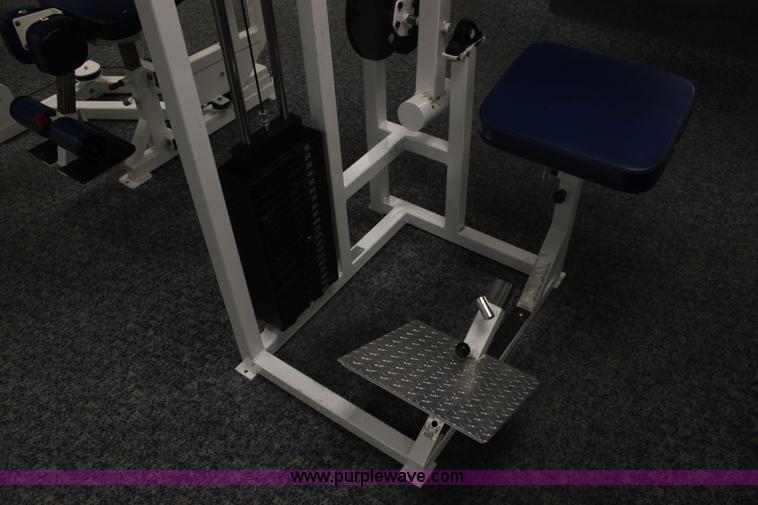 image for item F3406 Assorted fitness equipment