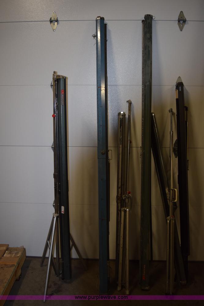 image for item F3416 Assorted retractable projector screens