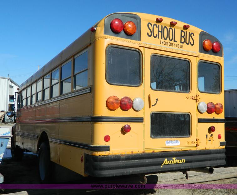 image for item H2336 1995 International 3800 school bus
