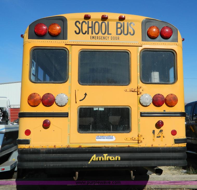 image for item H2336 1995 International 3800 school bus