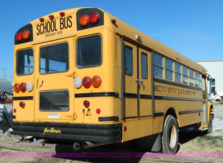 image for item H2336 1995 International 3800 school bus