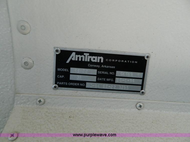 image for item H2336 1995 International 3800 school bus