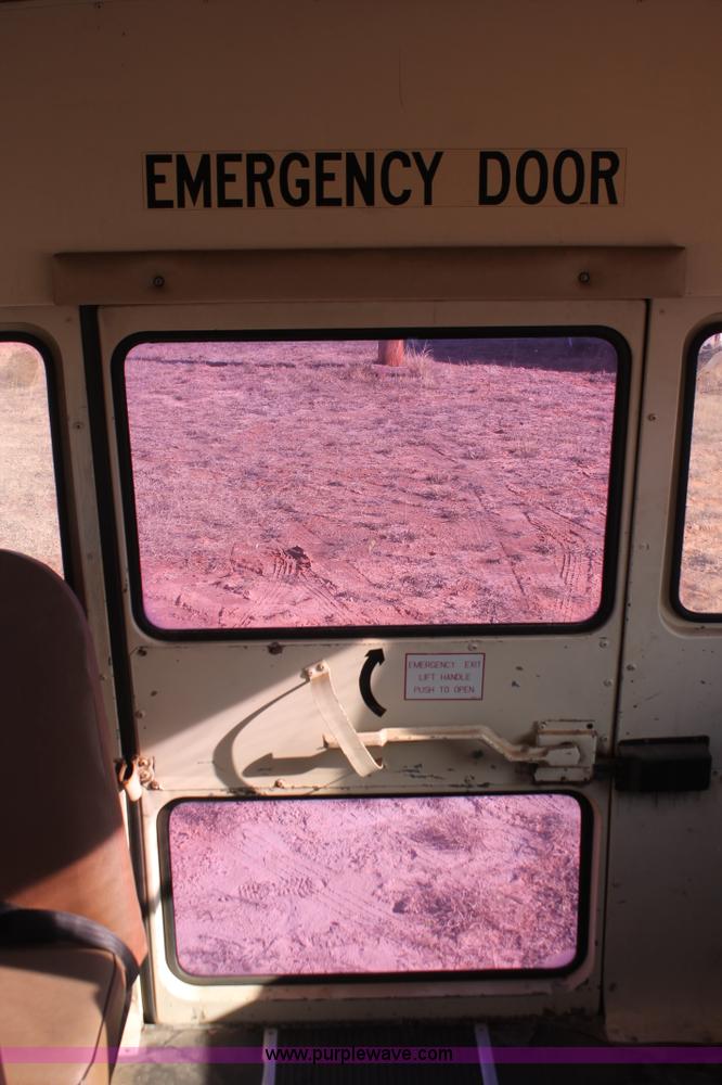 image for item H5973 1985 Chevrolet G30 bus