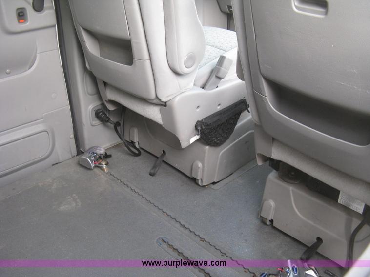 image for item H9287 2006 Chevrolet Uplander van