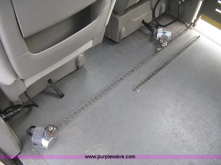 image for item H9287 2006 Chevrolet Uplander van