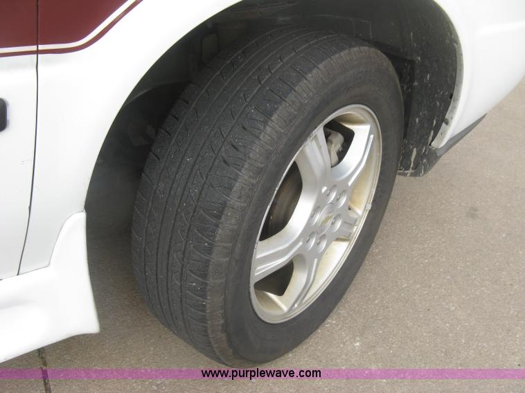 image for item H9287 2006 Chevrolet Uplander van