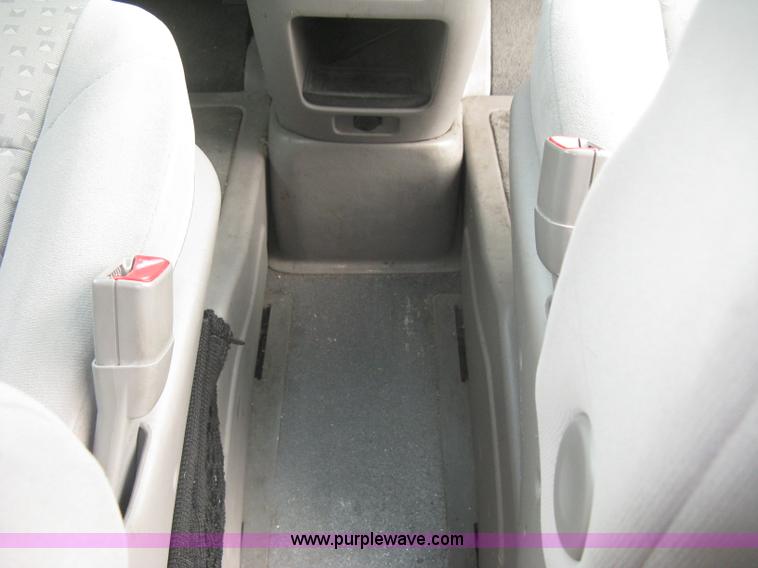 image for item H9287 2006 Chevrolet Uplander van