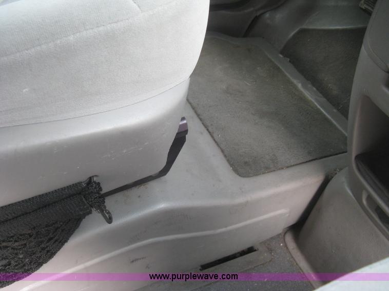 image for item H9287 2006 Chevrolet Uplander van