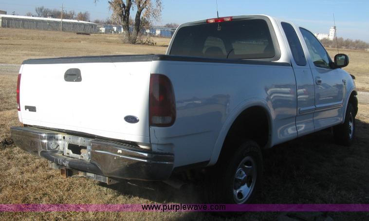 image for item H9300 1999 Ford F150 XLT SuperCab pickup truck