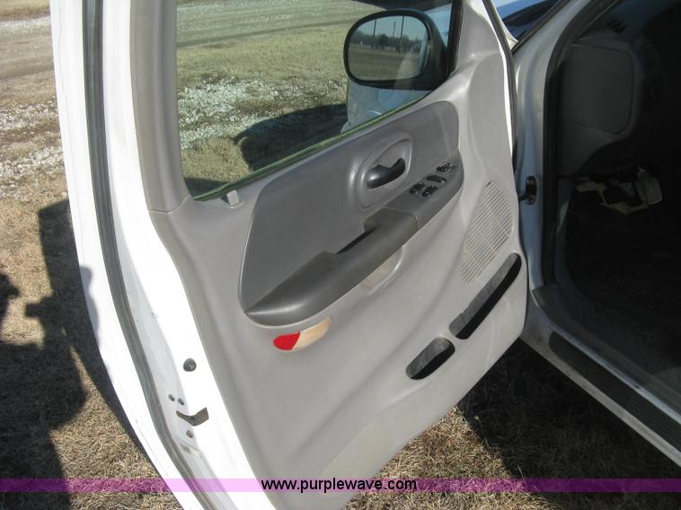 image for item H9300 1999 Ford F150 XLT SuperCab pickup truck