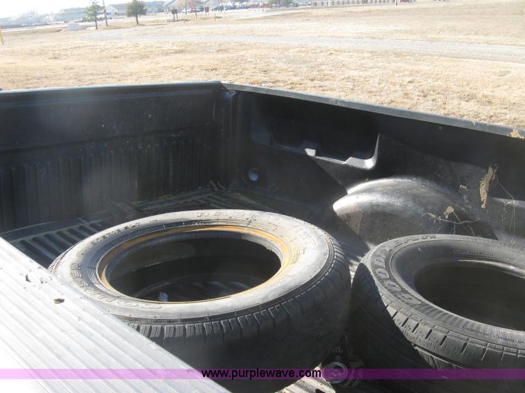 image for item H9300 1999 Ford F150 XLT SuperCab pickup truck