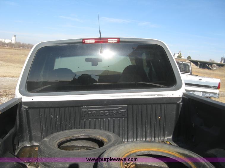 image for item H9300 1999 Ford F150 XLT SuperCab pickup truck