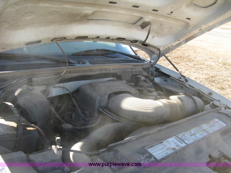 image for item H9300 1999 Ford F150 XLT SuperCab pickup truck