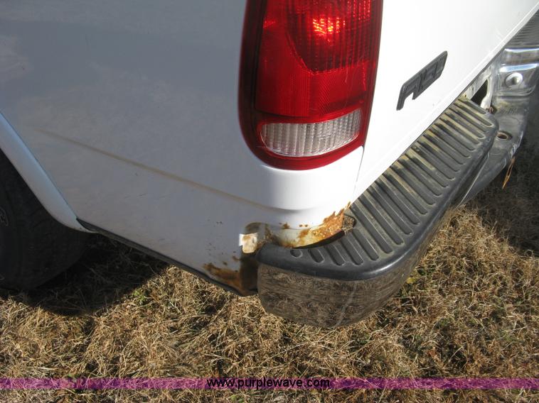 image for item H9300 1999 Ford F150 XLT SuperCab pickup truck