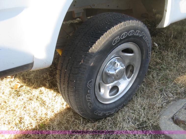 image for item H9300 1999 Ford F150 XLT SuperCab pickup truck