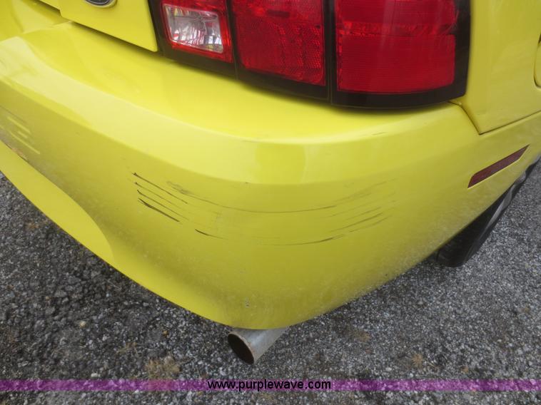 image for item I2130 2003 Ford Mustang