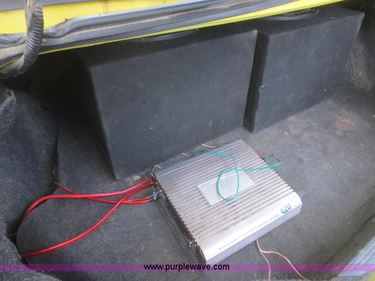 image for item I2130 2003 Ford Mustang