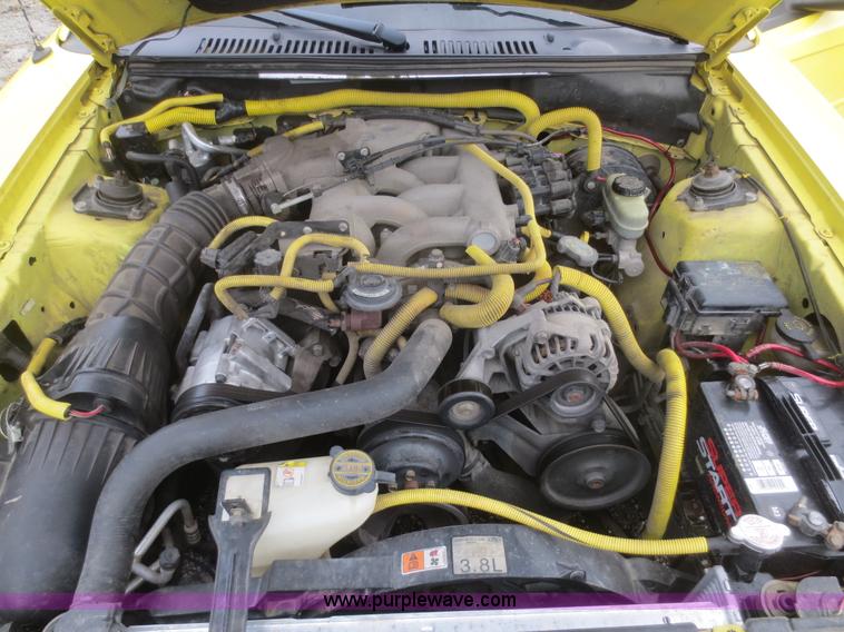 image for item I2130 2003 Ford Mustang